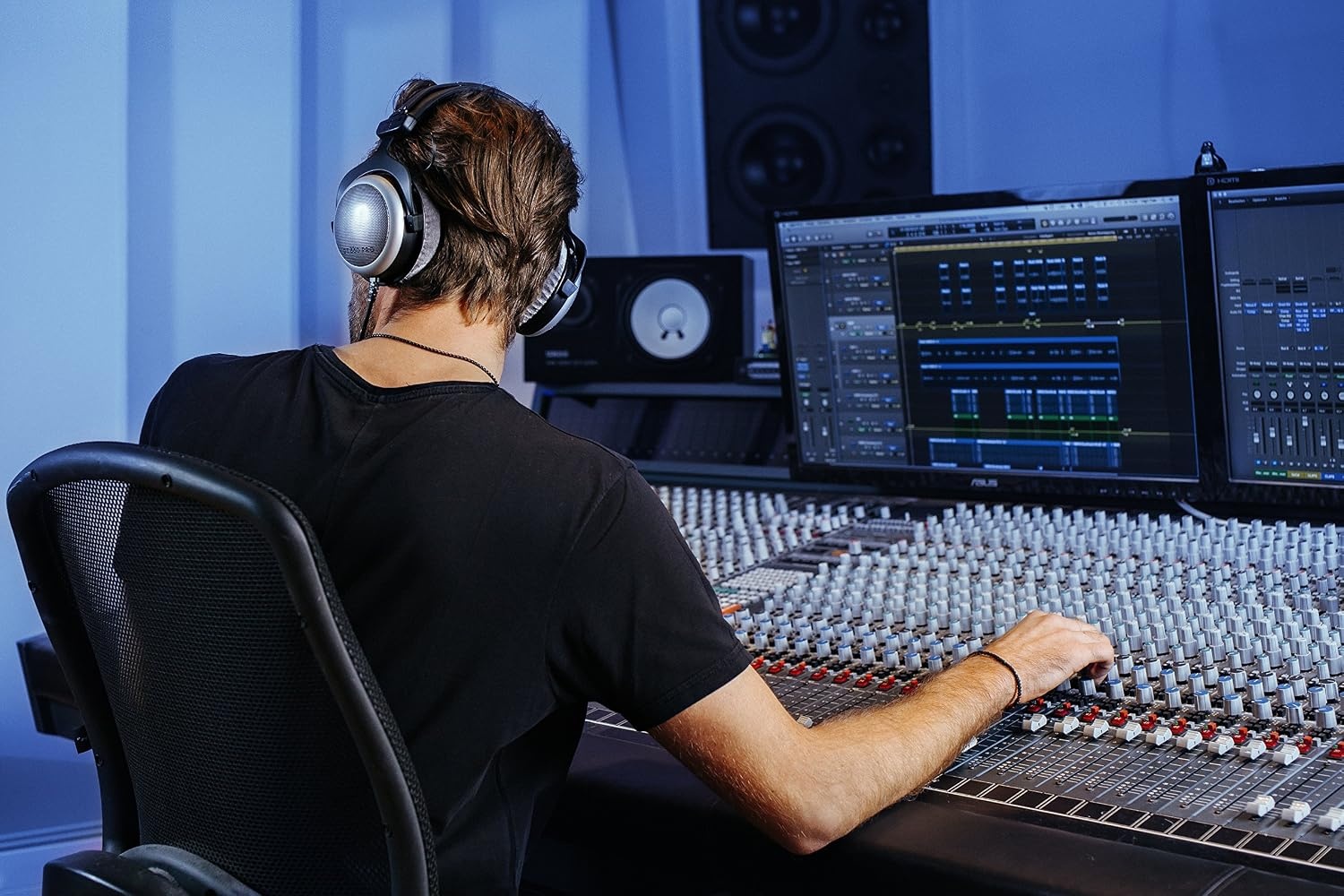 image:imagebeyerdynamic DT 880 Premium Edition OverEarStereo Headphones SemiOpen Design Wired highend 32 250 or 600 Ohm 250 OHM Black EditionGray
